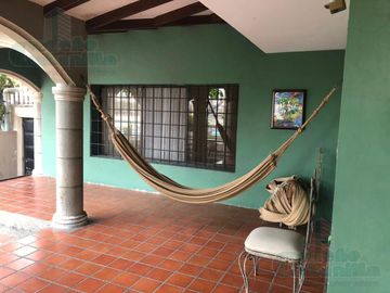 VENTA  CASA COLONIAL  CEIBOS SANTA CECILIA