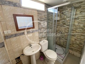 Casa en venta de 12 dorm. en La Florida