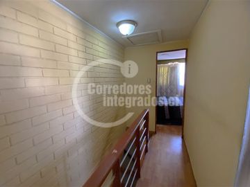 Casa en venta de 12 dorm. en La Florida