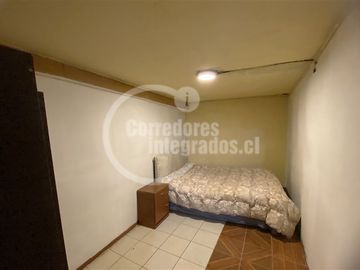 Casa en venta de 12 dorm. en La Florida