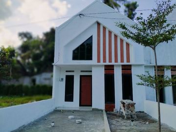 RUMAH MURAH, MODERN MINIMALIS DEKAT EXIT TOL PRAMBANAN,KLATEN
