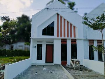 RUMAH MURAH, MODERN MINIMALIS DEKAT EXIT TOL PRAMBANAN,KLATEN