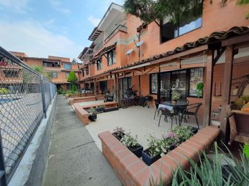 casa en venta en valle del lili. Cod V16288