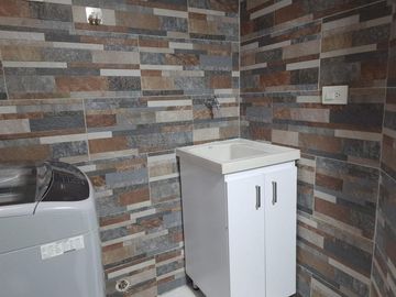 casa en venta en valle del lili. Cod V16288