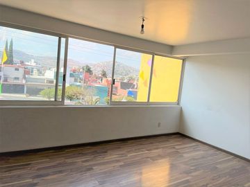 CASA EN VENTA CON USO DE SUELO COMERCIAL PARA OFICINAS EN TLALNEPANTLA DE BAZ