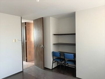 CASA EN VENTA CON USO DE SUELO COMERCIAL PARA OFICINAS EN TLALNEPANTLA DE BAZ
