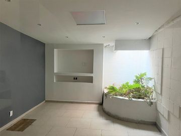 CASA EN VENTA CON USO DE SUELO COMERCIAL PARA OFICINAS EN TLALNEPANTLA DE BAZ