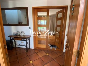 Casa en Venta en Cercano Colegio San Jose de Chicureo