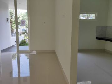 Rumah Premium dengan sistem smarthome dan Kolam Renang pribadi strategis 5 menit pintu tol Sidoarjo kota