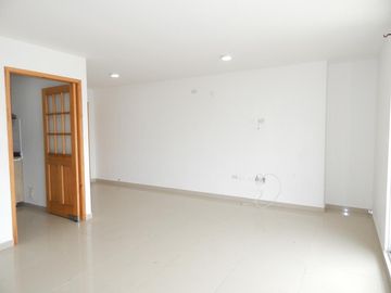 apartamento en arriendo en tabor. Cod A79974