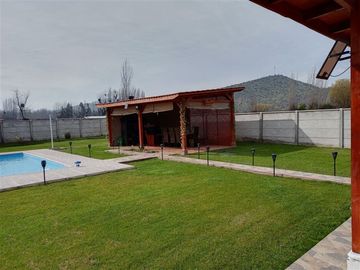 Casa en venta de 178 m2 + Terreno de 1.125 m2 en Coinco