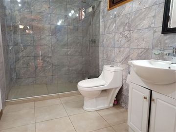 Casa en venta de 178 m2 + Terreno de 1.125 m2 en Coinco