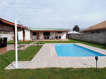 Casa en venta de 178 m2 + Terreno de 1.125 m2 en Coinco