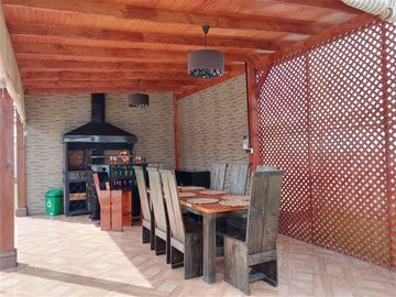 Casa en venta de 178 m2 + Terreno de 1.125 m2 en Coinco