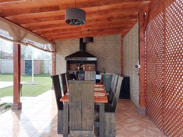 Casa en venta de 178 m2 + Terreno de 1.125 m2 en Coinco