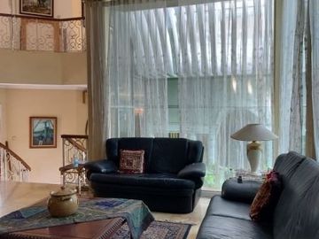 Rumah di Kemang, 2Lt, Pool, Hal. Luas, di Area Elite Bangka