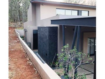 CASA EN VENTA EN BOSQUE MONARCA ALTOZANO, MORELIA