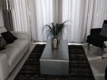 5 Bedroom Villa for sale
