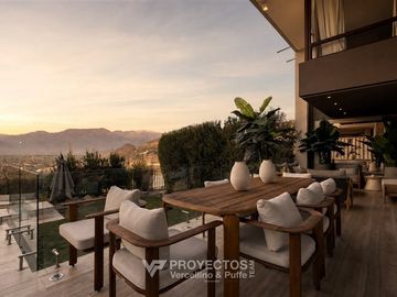 Casa con Vista Despejada en venta de 4 dorm. en Lo Barnechea