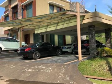 RUMAH MEWAH SEJUK FURNISHED @ RESOR DAGO PAKAR BANDUNG UTARA