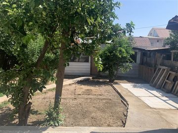 Casa en Venta en ESTADIO MONUMENTAL//METRO PEDREROS**365 MTS2