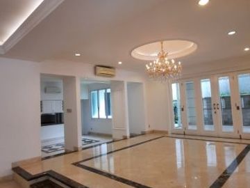 Rumah Mewah Konsep Eropa di Pejaten Good Deal