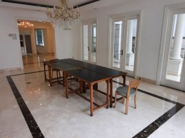 Rumah Mewah Konsep Eropa di Pejaten Good Deal