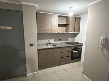 Espectacular departamento a pasos del metro ecuador