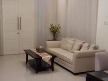 Rumah LONG BEACH Pakuwom City MINIMALIS, BARU GRESS SEMI FURNISHED bagus