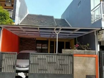 Rumah Cipondoh Pinggir Jalan Siap Huni