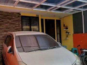 Rumah Cipondoh Pinggir Jalan Siap Huni