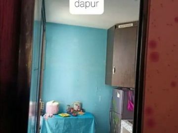 Rumah Cipondoh Pinggir Jalan Siap Huni