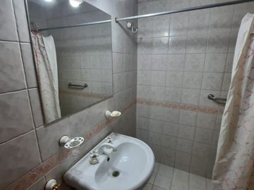 Casa PH en venta en Gerli Este