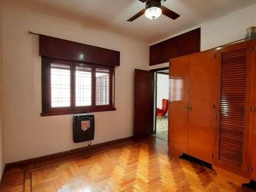 Casa PH en venta en Gerli Este