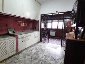 Casa PH en venta en Gerli Este