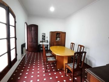 Casa PH en venta en Gerli Este