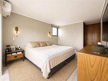 Penthouse en arriendo 3 dorm. 3 baños más servicios Vitacura