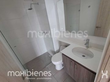 apartamento en arriendo en calasanz. Cod A72103