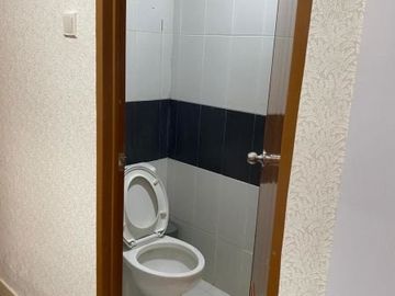Apartemen studio unit baru di bellevue cinere