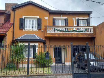 Casa en venta en Barrio Parque