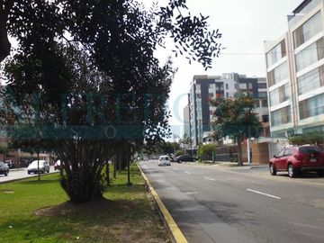 Oficinas Alquiler AV. Jose Galvez Barrenechea - Piso 3 - SAN BORJA