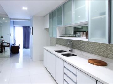 Condominium in IT Park Cebu City 2BR Fully Furnished For Sale
