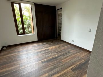 casa en arriendo en martin pescador. Cod A217757