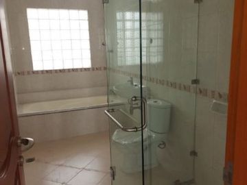 Rumah Raya Darmo Permai STRATEGIS, PLN 6600W