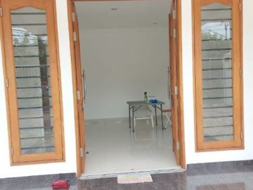 Rumah Raya Darmo Permai STRATEGIS, PLN 6600W