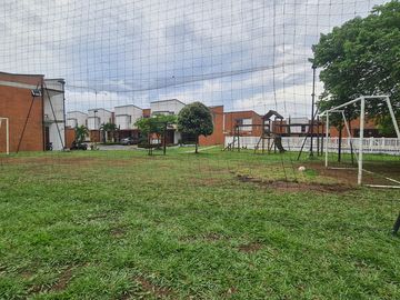 casa en venta en cinco soles. Cod V16694