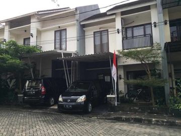 Rumah Ciputat Serua dalam Cluster Cantik Siap Huni
