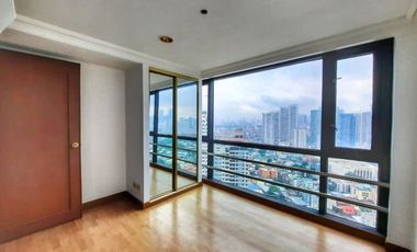 Penthouse for Lease Poblacion Makati along Burgos St