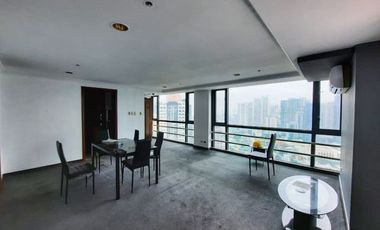 Penthouse for Lease Poblacion Makati along Burgos St