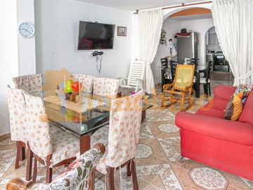 En venta cómodo apartamento en el Brr Ricaurte